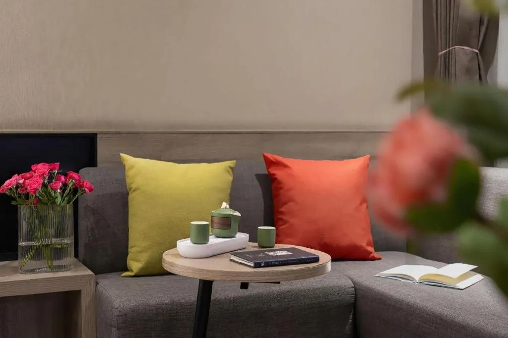 Atour Hotel Huzhou Changxing Changhai Road