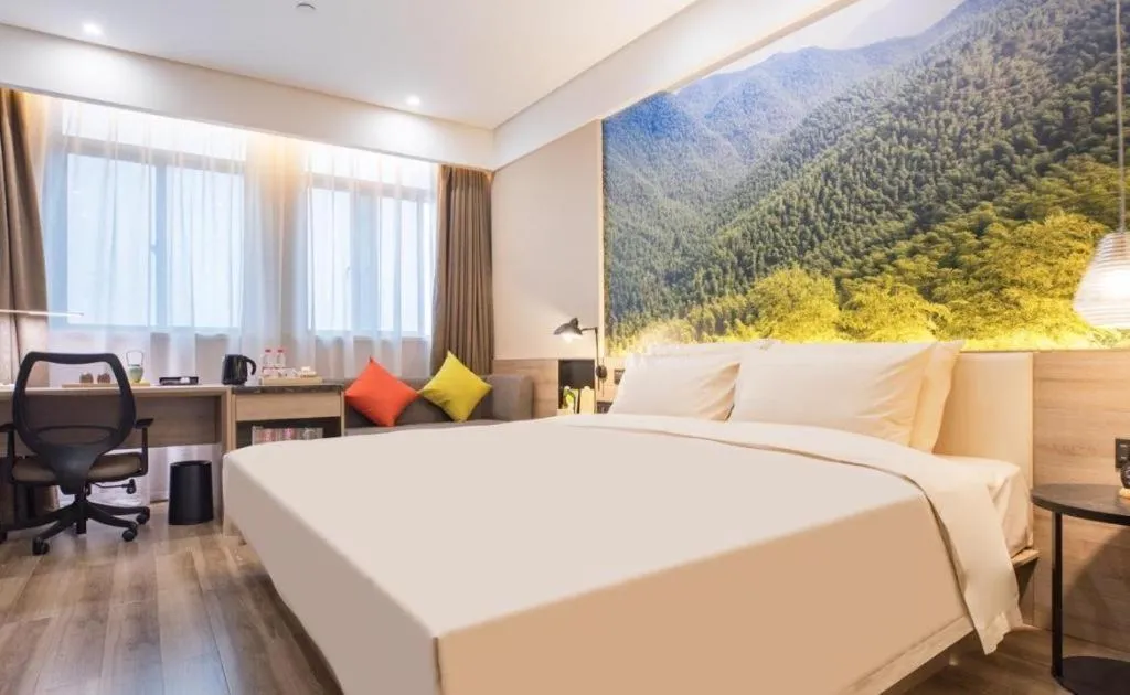 Bed in Atour Hotel Huzhou Changxing Changhai Road