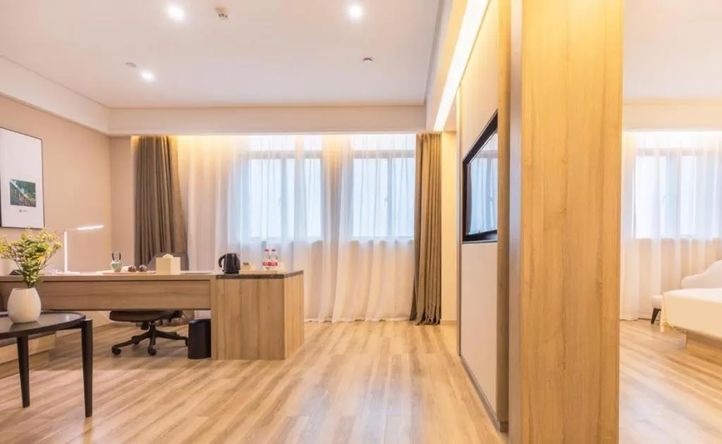 Bed in Atour Hotel Huzhou Changxing Changhai Road