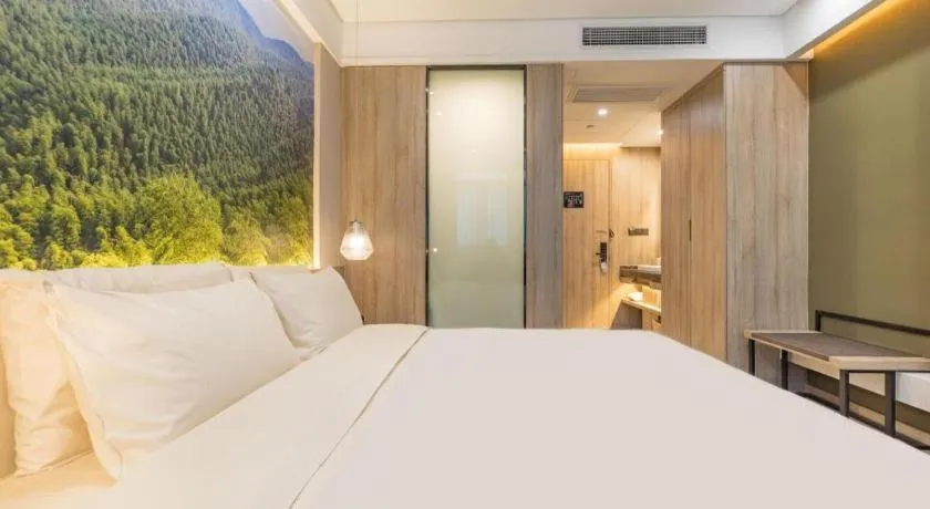 Bed in Atour Hotel Huzhou Changxing Changhai Road