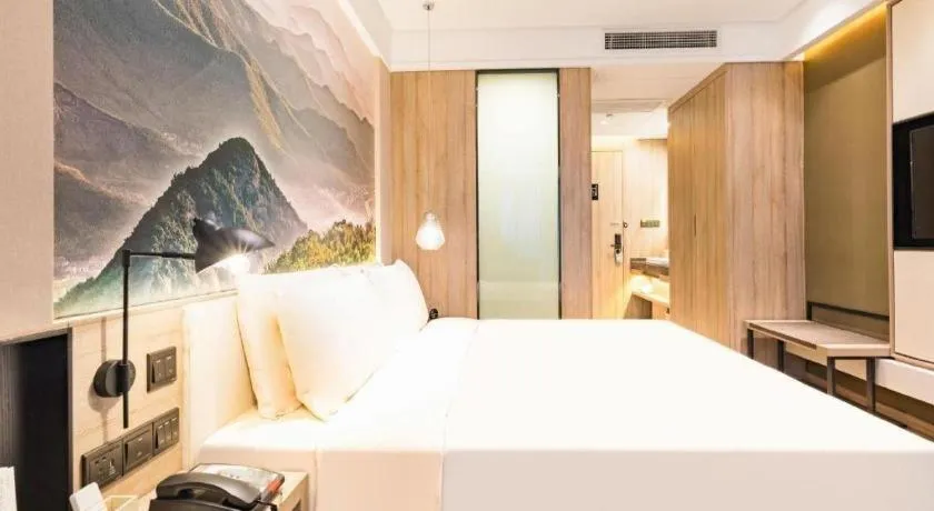 Bed in Atour Hotel Huzhou Changxing Changhai Road
