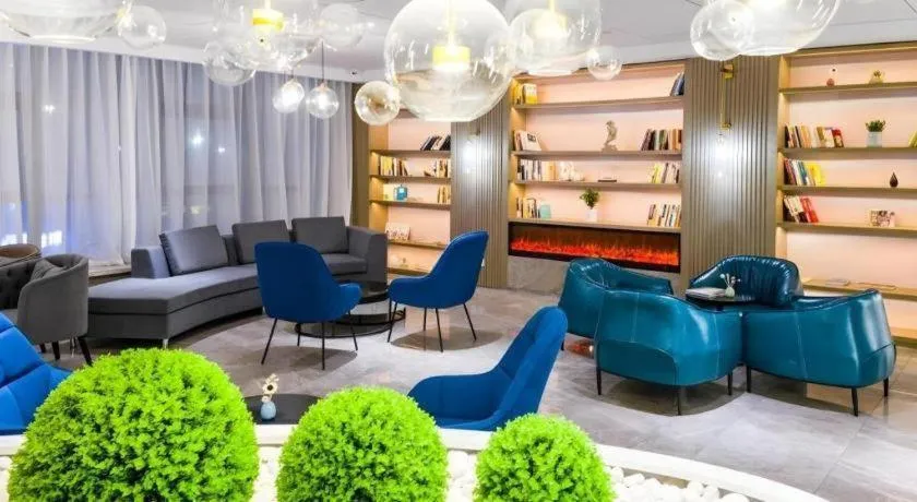 Atour Hotel Huzhou Changxing Changhai Road