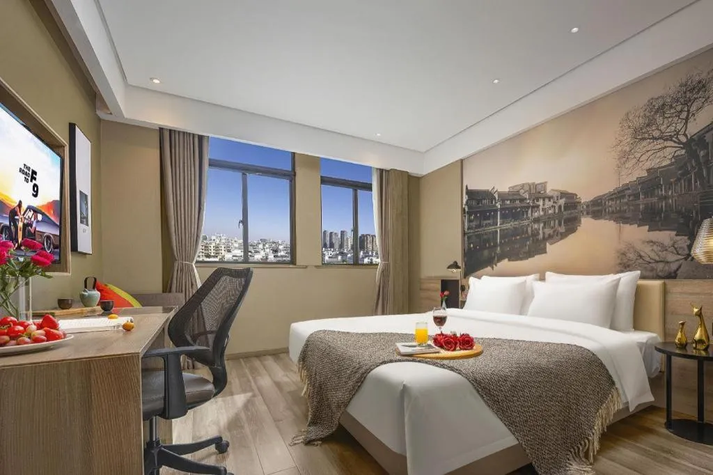 Bed in Atour Hotel Huzhou Changxing Changhai Road