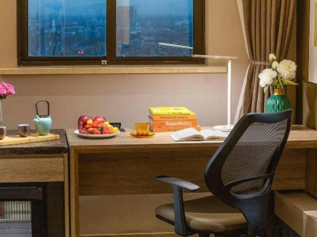 Atour Hotel Huzhou Changxing Changhai Road