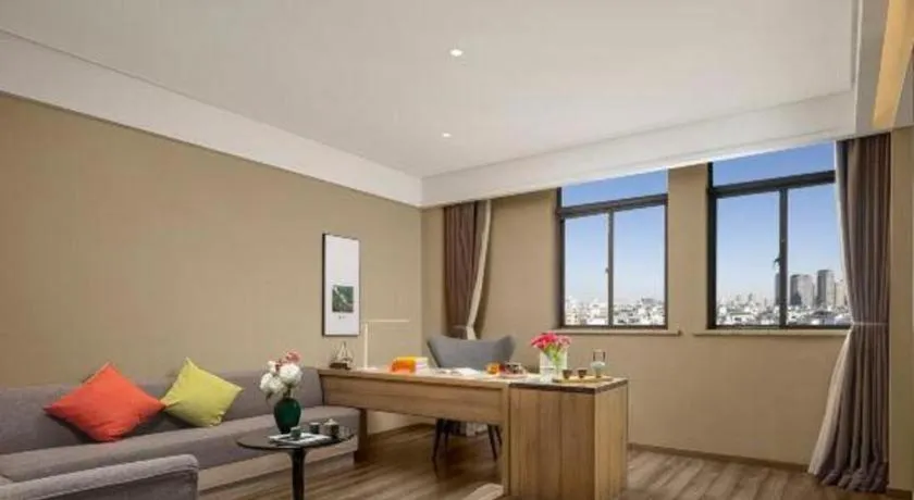 Atour Hotel Huzhou Changxing Changhai Road