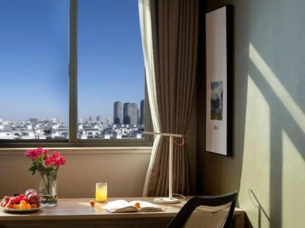 Atour Hotel Huzhou Changxing Changhai Road