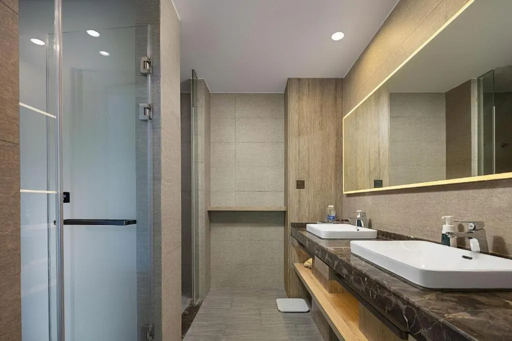 Atour Hotel Huzhou Changxing Changhai Road