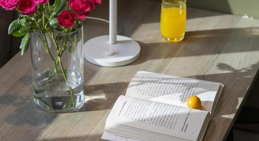 Atour Hotel Huzhou Changxing Changhai Road