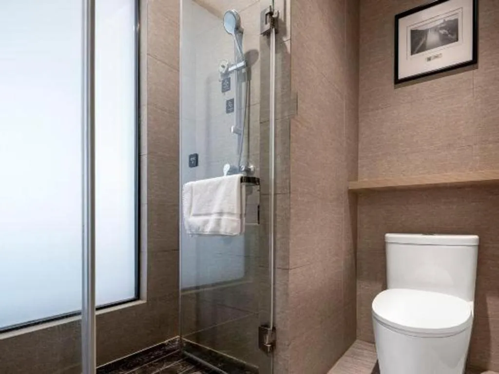 Atour Hotel Huzhou Changxing Changhai Road