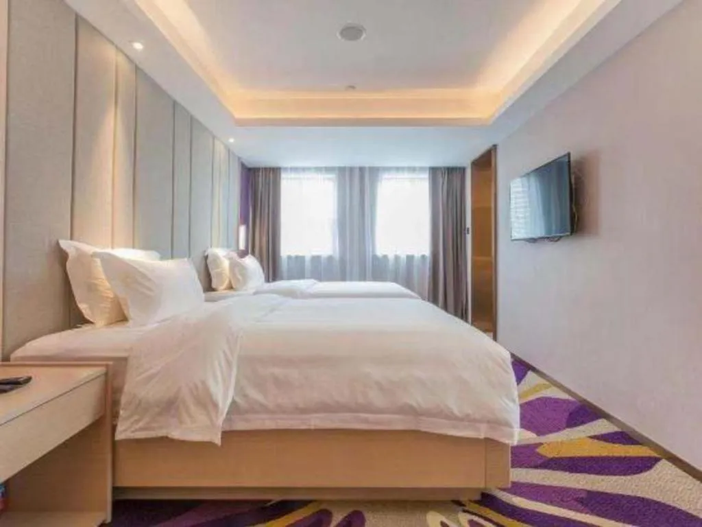 Bed in Lavande Hotels Wuhan Guanggu Yangjiawan Metro Station