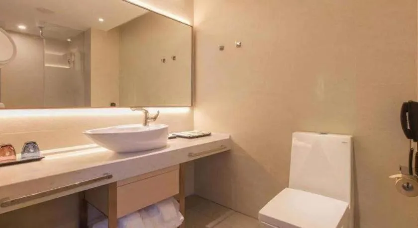 Lavande Hotels Wuhan Guanggu Yangjiawan Metro Station