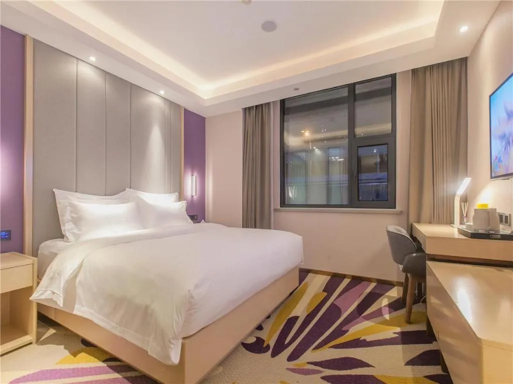 Bed in Lavande Hotels Wuhan Guanggu Yangjiawan Metro Station