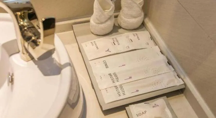 Lavande Hotels Wuhan Guanggu Yangjiawan Metro Station