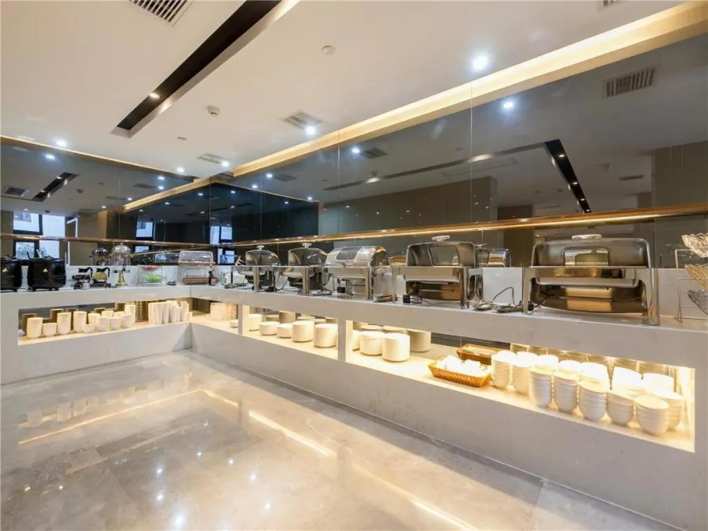 Lavande Hotels Wuhan Guanggu Yangjiawan Metro Station