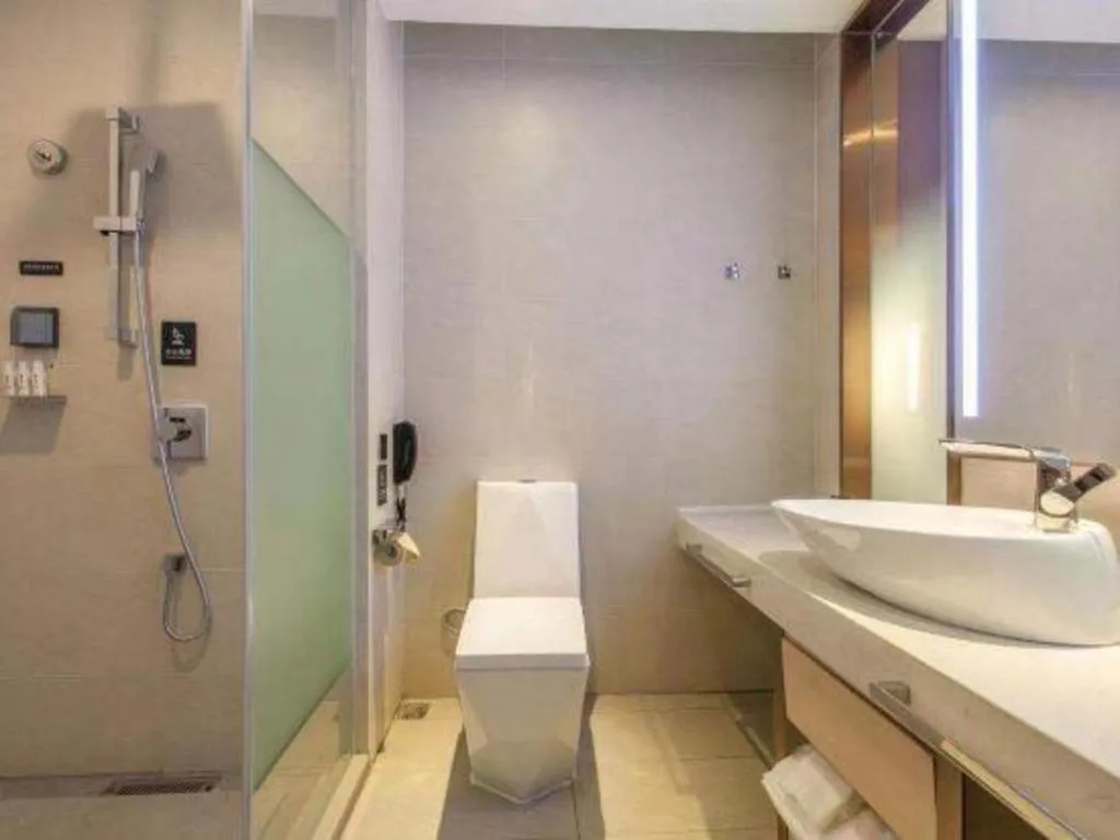 Lavande Hotels Wuhan Guanggu Yangjiawan Metro Station