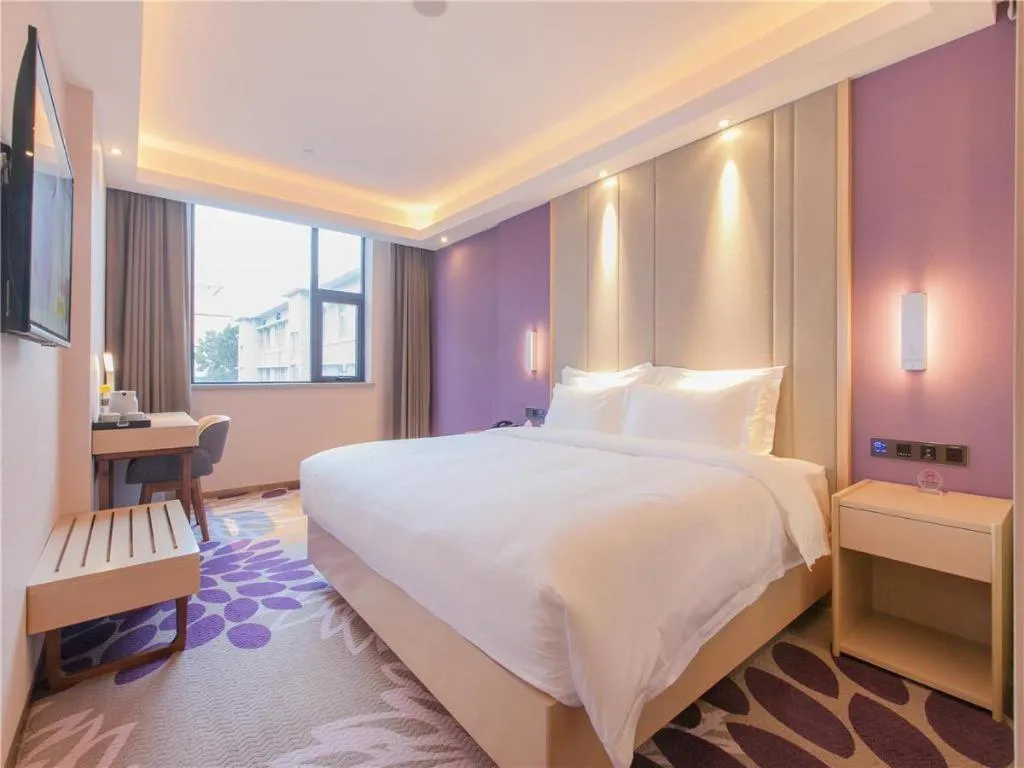 Bed in Lavande Hotels Wuhan Guanggu Yangjiawan Metro Station