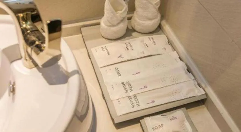 Lavande Hotels Wuhan Guanggu Yangjiawan Metro Station