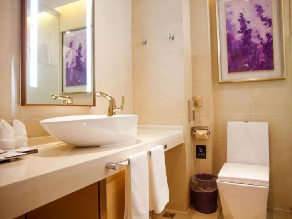 Lavande Hotels Wuhan Guanggu Yangjiawan Metro Station