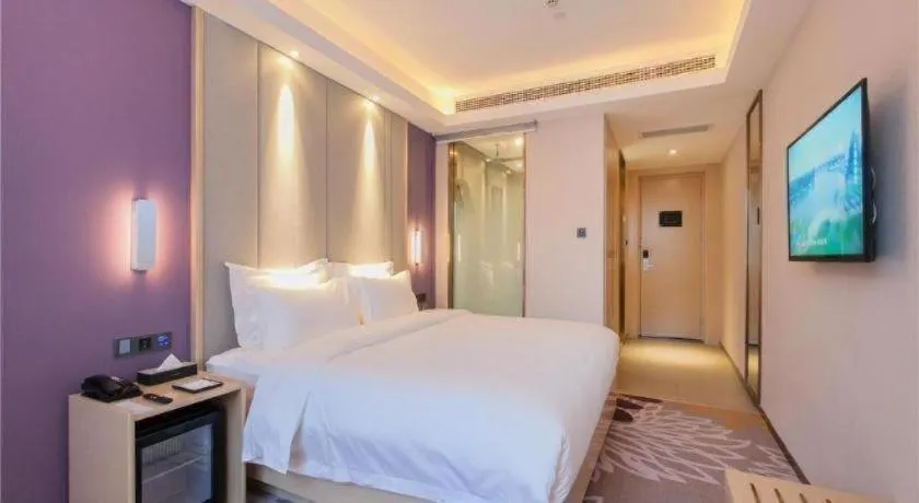 Bed in Lavande Hotels Wuhan Guanggu Yangjiawan Metro Station