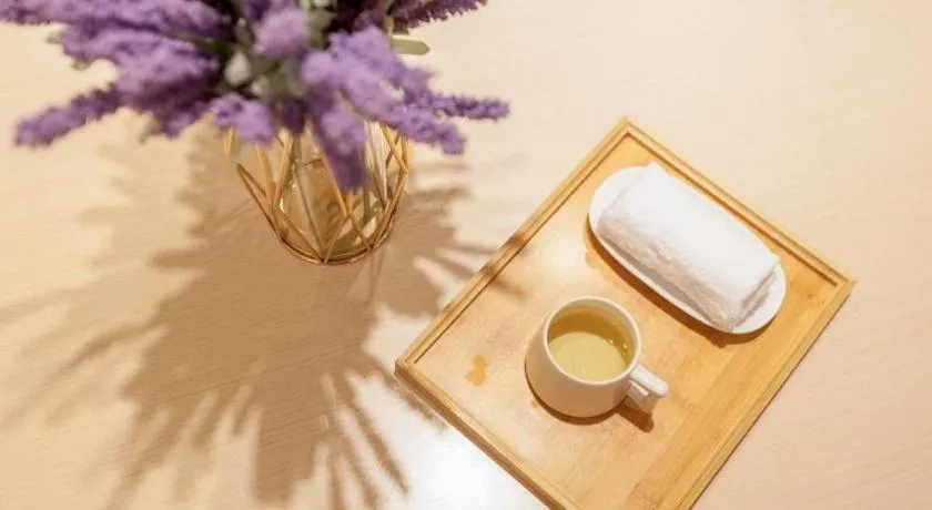 Lavande Hotels Wuhan Guanggu Yangjiawan Metro Station