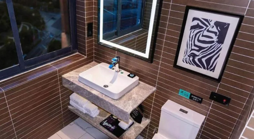 Xana Hotelle Nanchang Tengwang Pavilion Qingshan Road Metro Station