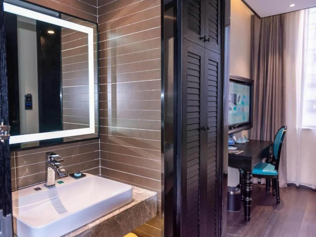 Xana Hotelle Nanchang Tengwang Pavilion Qingshan Road Metro Station