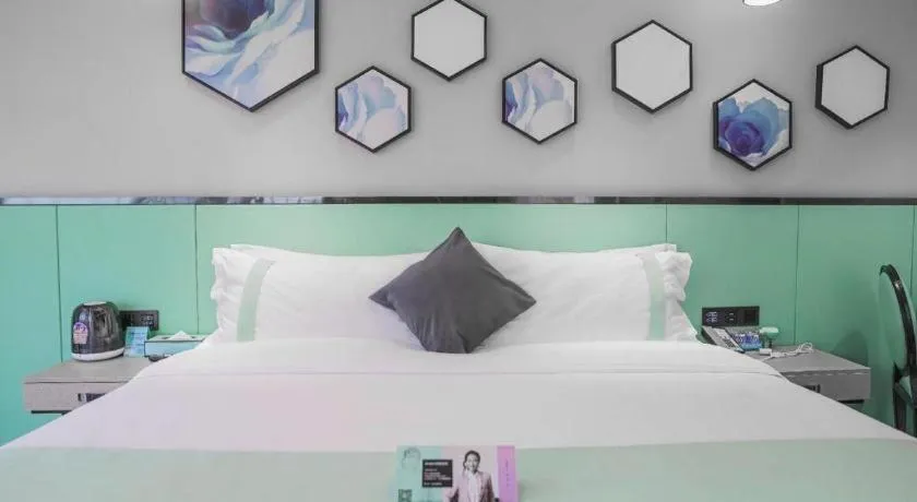 Bed in Xana Lite Shangqiu Sui County Dennis