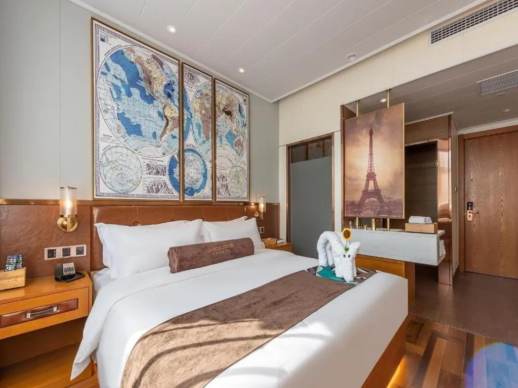 Bed in James Joyce Coffetel Anyang Railway Station Wenfeng Avenue Yinxu Scenic Spot