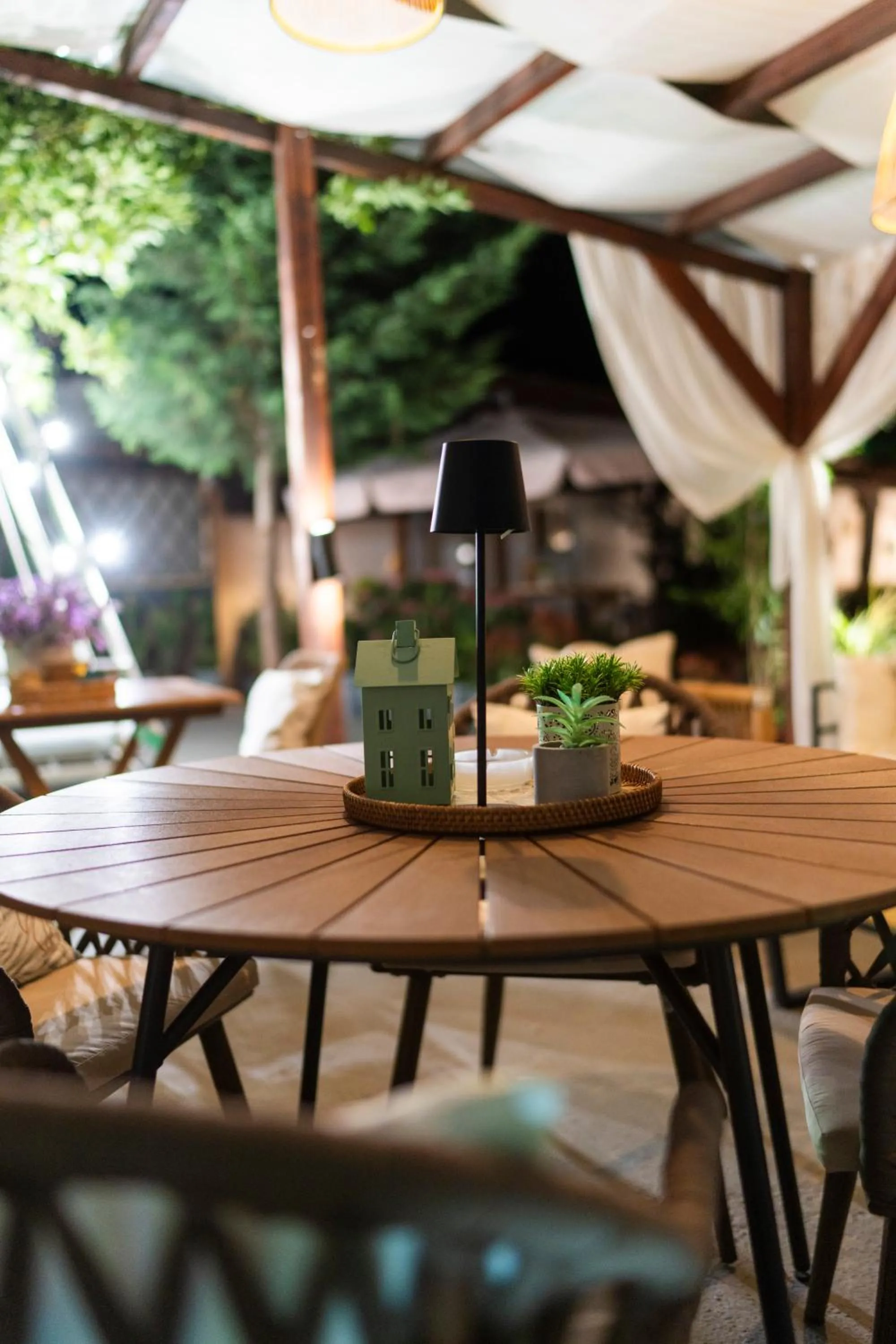 Garden in Epohikon Studios
