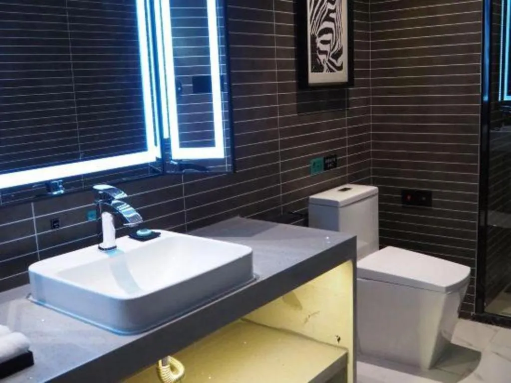 Xana Hotelle Yining Airport Road Jinwuyuan