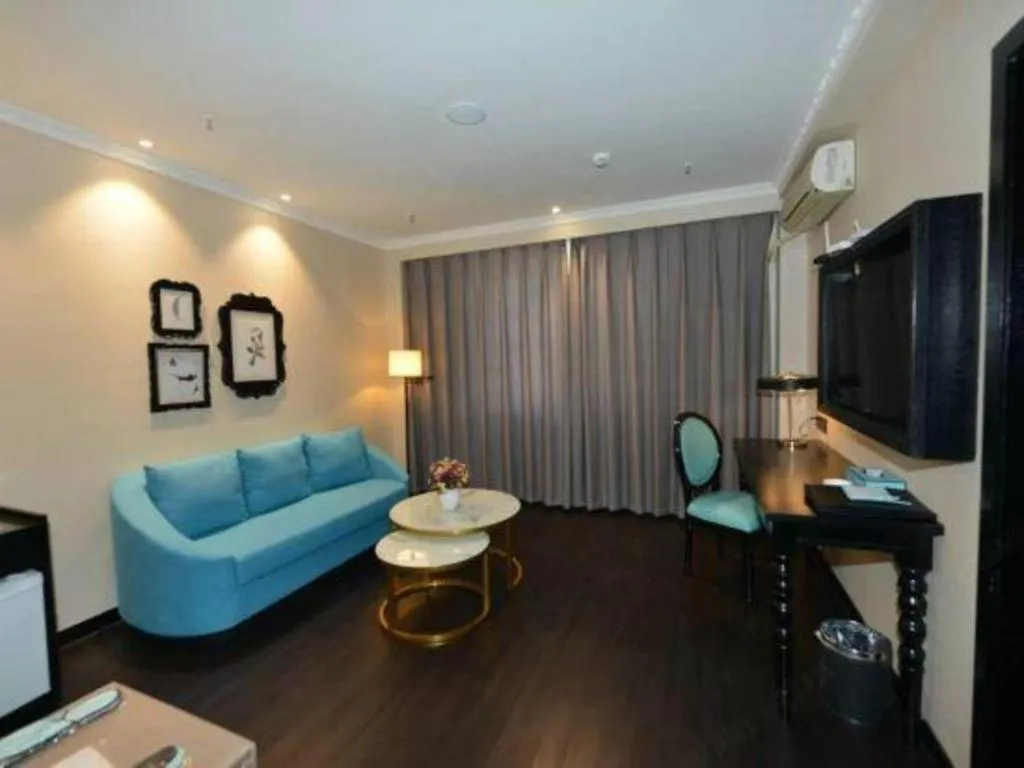 Xana Hotelle Yining Airport Road Jinwuyuan