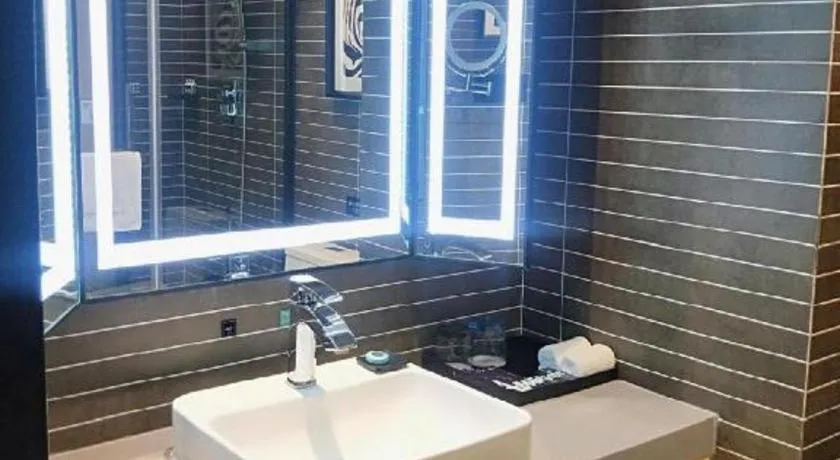 Xana Hotelle Yining Airport Road Jinwuyuan