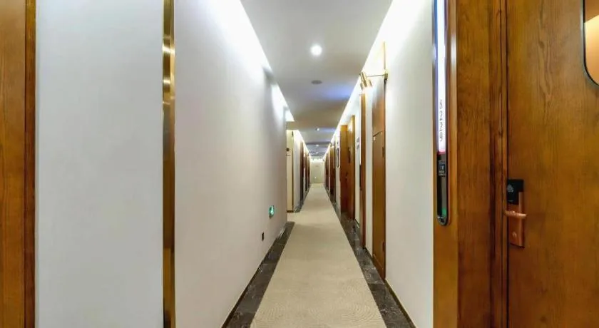 James Joyce Coffetel Tianjin Railway Station