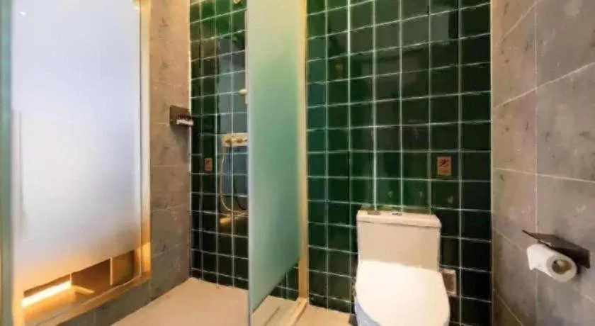 James Joyce Coffetel Tianjin Railway Station