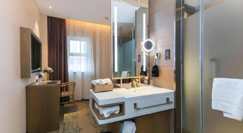 James Joyce Coffetel Tianjin Railway Station