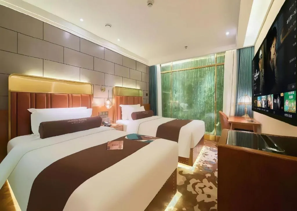 Bed in James Joyce Coffetel Tianjin Railway Station