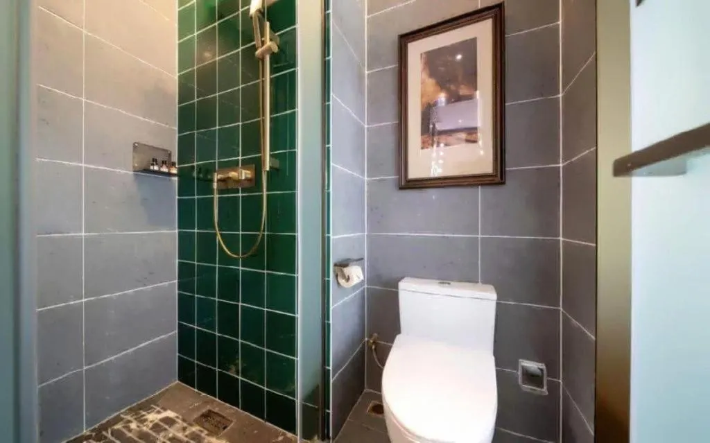 James Joyce Coffetel Tianjin Railway Station