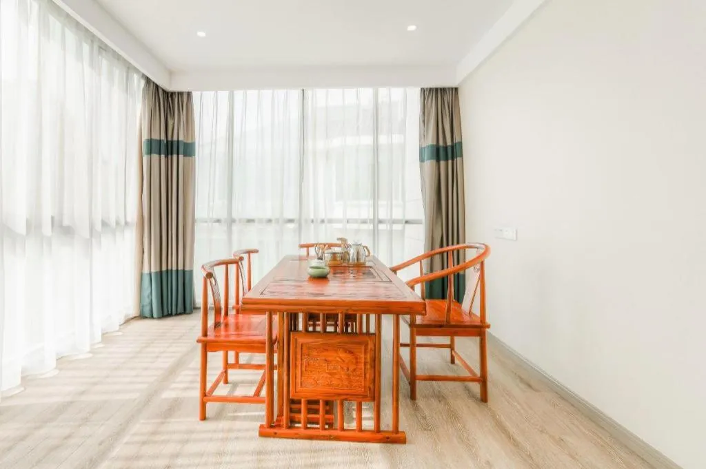 ZMAX Hotels Wuhan East Lake