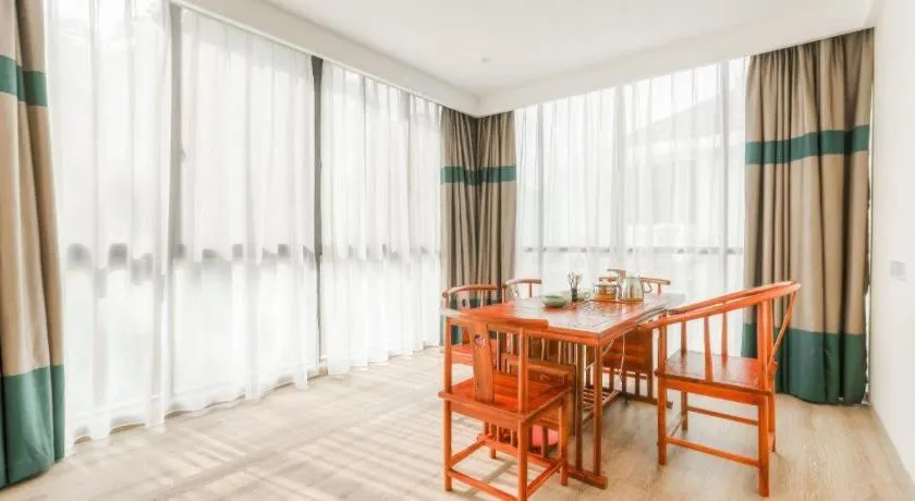 ZMAX Hotels Wuhan East Lake