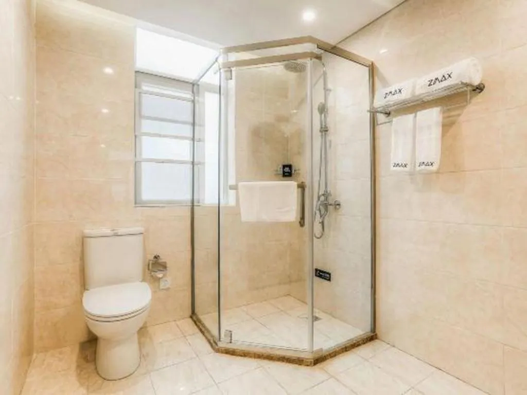 ZMAX Hotels Wuhan East Lake