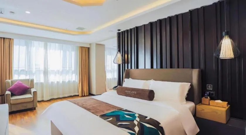 Bed in James Joyce Coffetel Jilin Railway Station Fortune Plaza