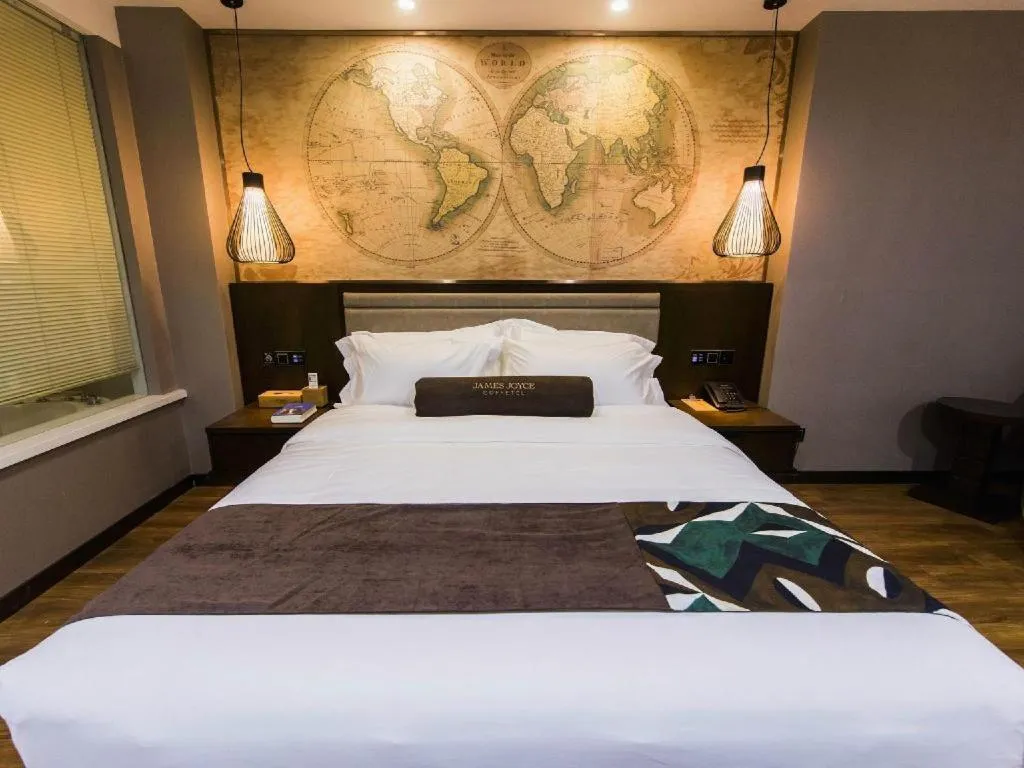 Bed in James Joyce Coffetel Jilin Railway Station Fortune Plaza