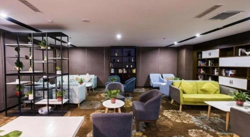 James Joyce Coffetel Jilin Railway Station Fortune Plaza