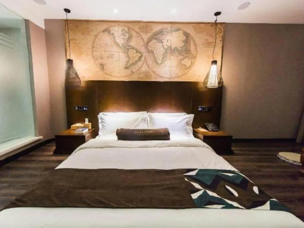 Bed in James Joyce Coffetel Jilin Railway Station Fortune Plaza