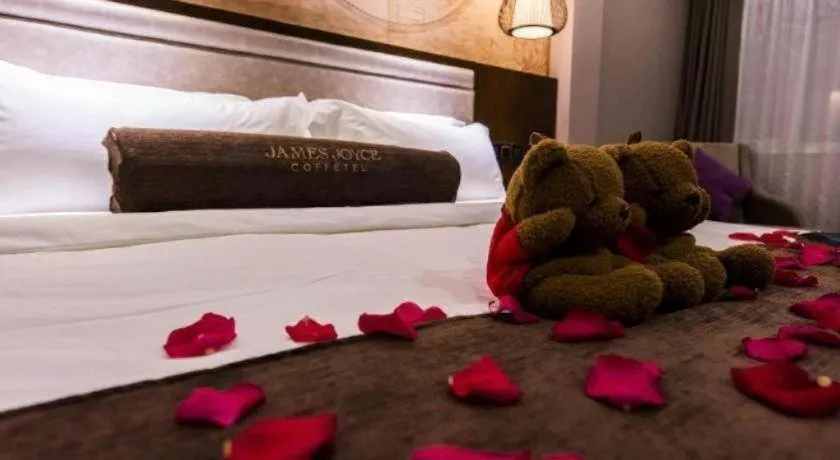 Bed in James Joyce Coffetel Jilin Railway Station Fortune Plaza