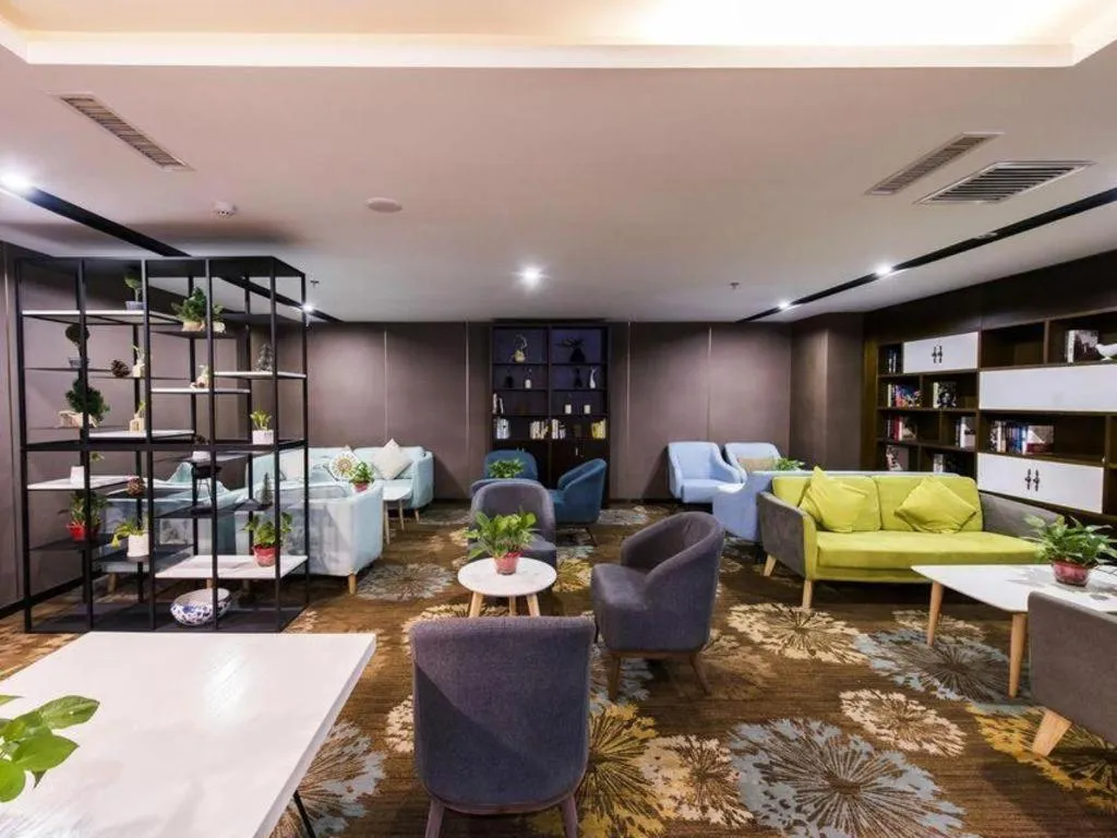 James Joyce Coffetel Jilin Railway Station Fortune Plaza