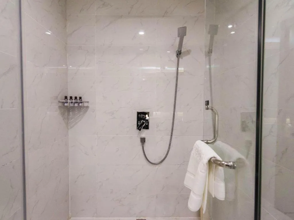 James Joyce Coffetel Jilin Railway Station Fortune Plaza