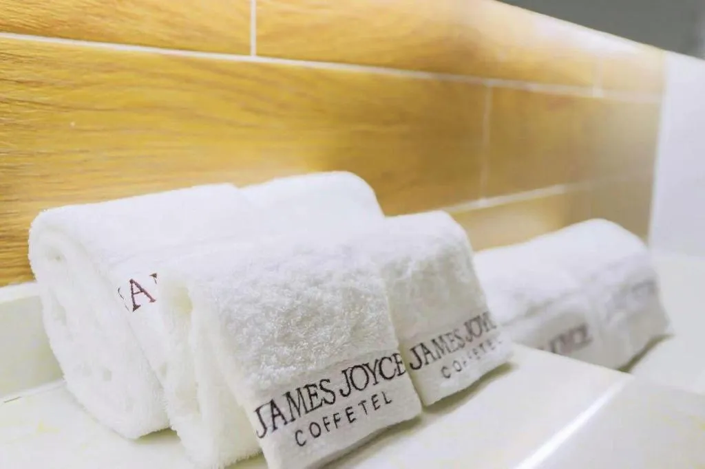 Bed in James Joyce Coffetel Jilin Railway Station Fortune Plaza