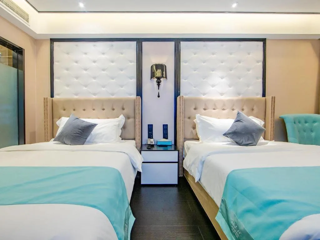 Bed in Xana Hotelle Tianjin Binjiang Road Heping Road Metro Station Quanyechang