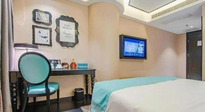Bed in Xana Hotelle Tianjin Binjiang Road Heping Road Metro Station Quanyechang